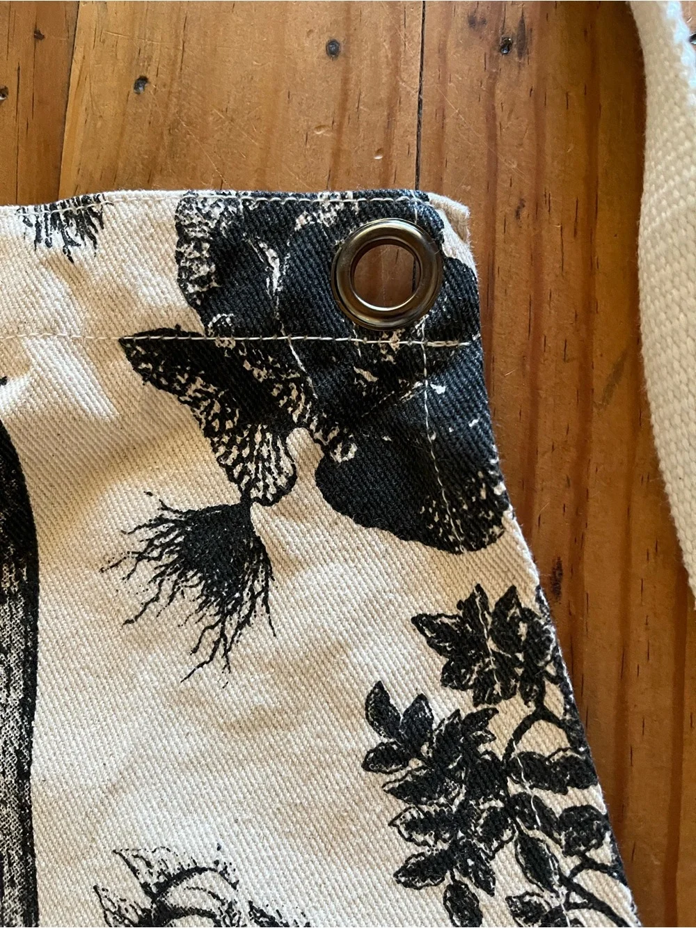 Black & Cream Canvas Vegetable Print Kitchen Apron